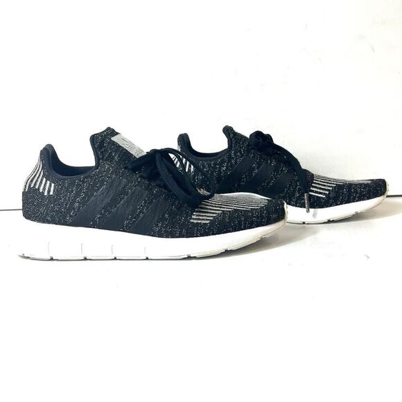adidas Swift Run Womens 9 Black Silver White Running Shoe EG7984 Low Top Lace Up - Picture 4 of 11